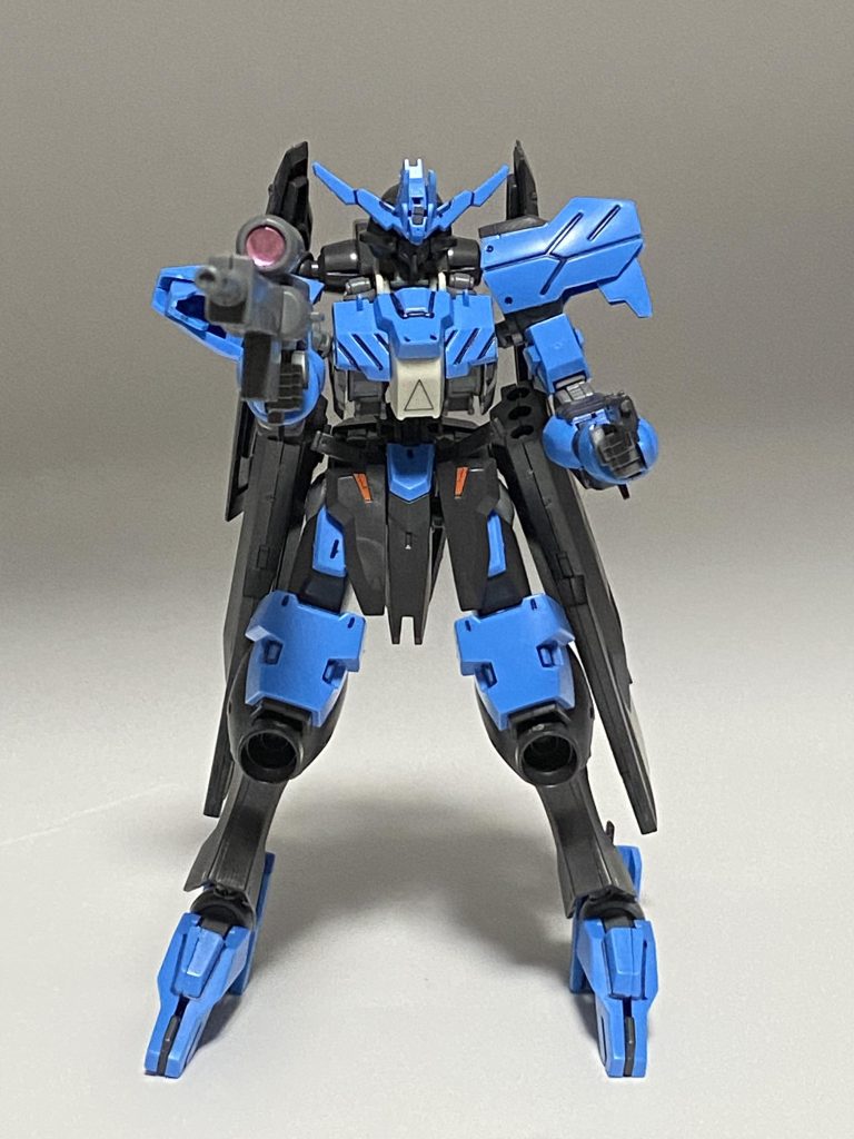 ライフルとハンドガン持ちです