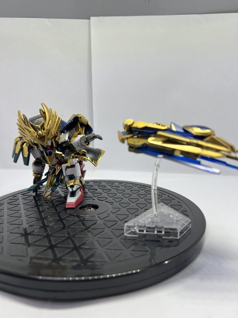 黃蓋ガンダムローズ–2枚目/制作者：@Alp00161702