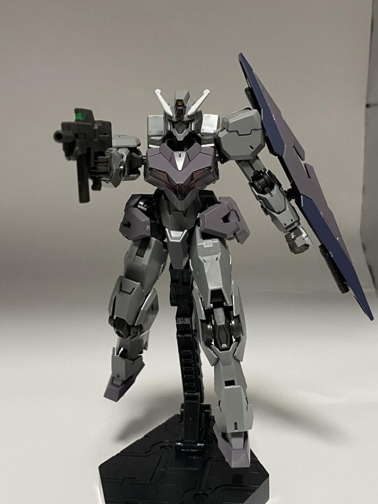 ビームカービンを撃ちつつ着地体制