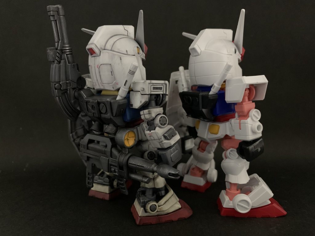 ショルダーキャノンはHGのパーツを使用