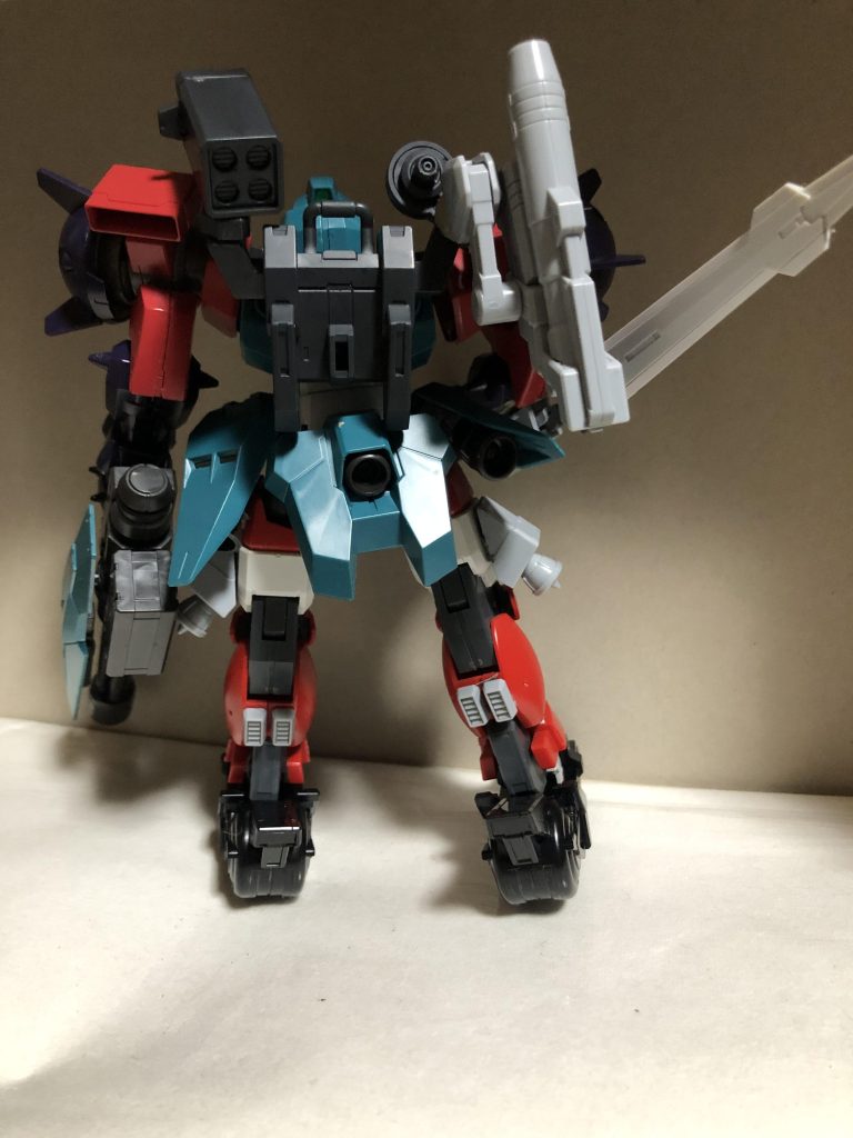 ルブリスウル、オーガ刃-X、AGEタイタス、コマンドクアンタ、マスラオ、ヴェルデバスター隊員地上部隊装備、ビルダーズパーツ、カスタマイズパーツなどを使用して製作しました。