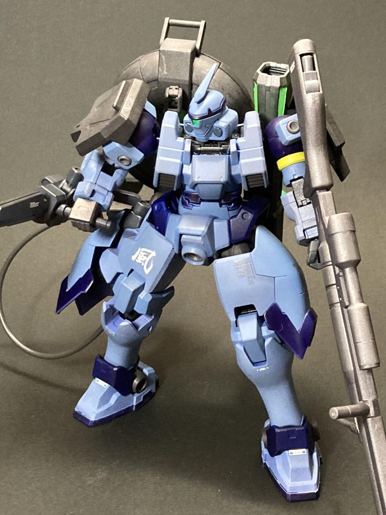 部隊一の大火力を誇り、味方機の援護射撃が主な仕事となります。