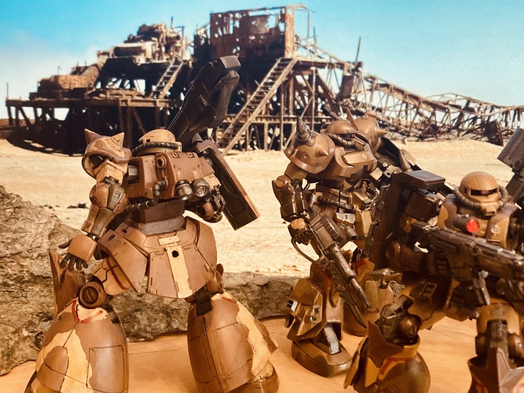 バックショット。全機塗装は筆塗り迷彩です。