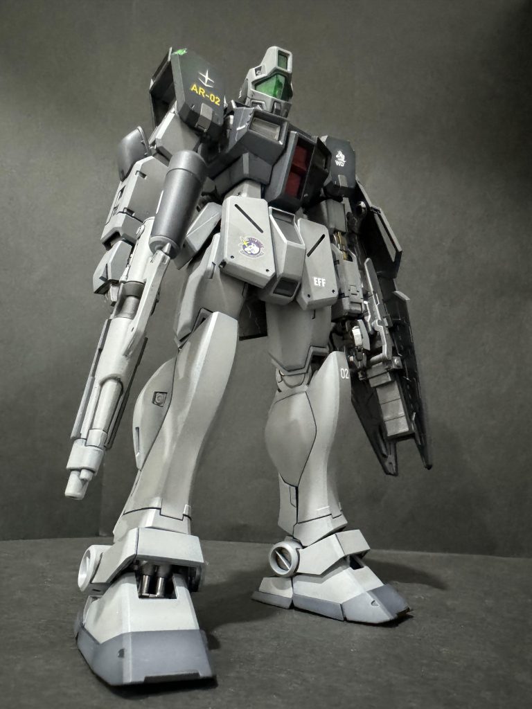 元がいいので素立ちでも充分カッコいい