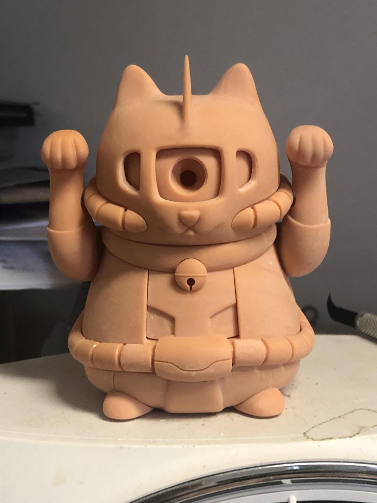 まねきねこZaku–4枚目/制作者：Sam Cho