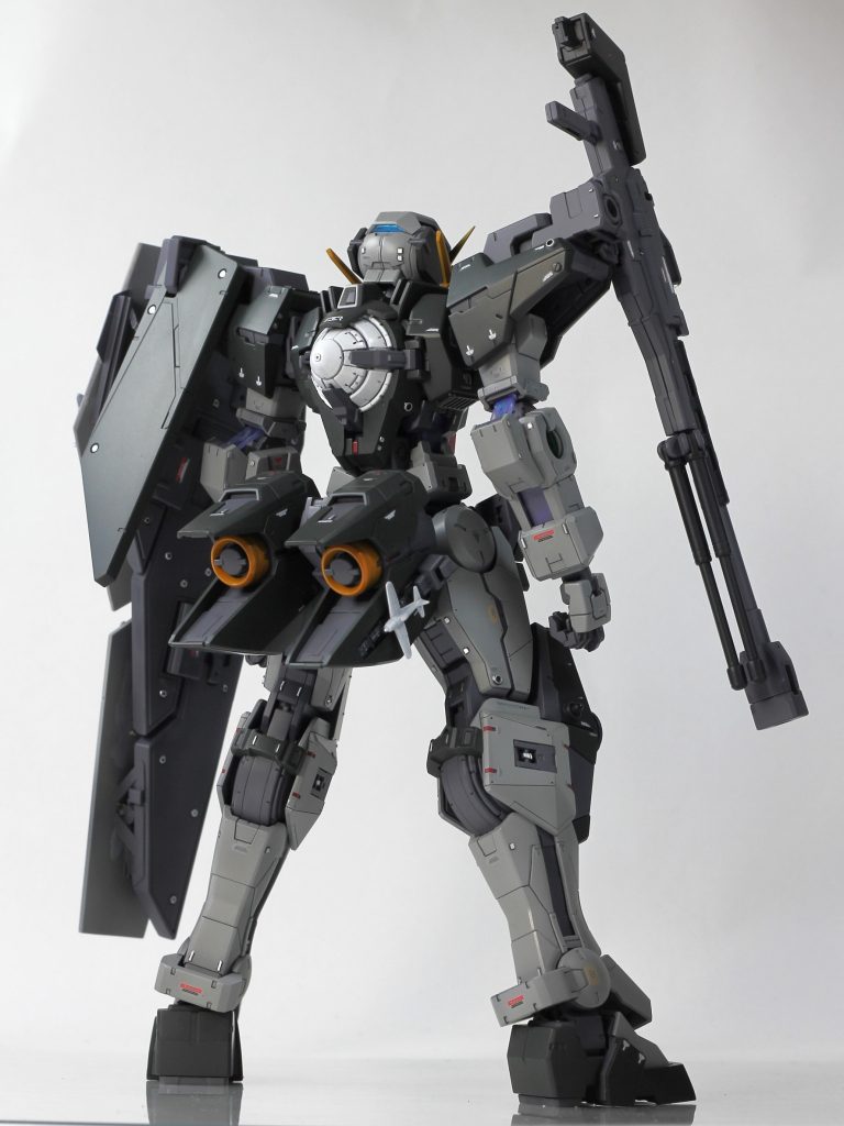 色は渋めにアレンジ太陽炉は設定通り