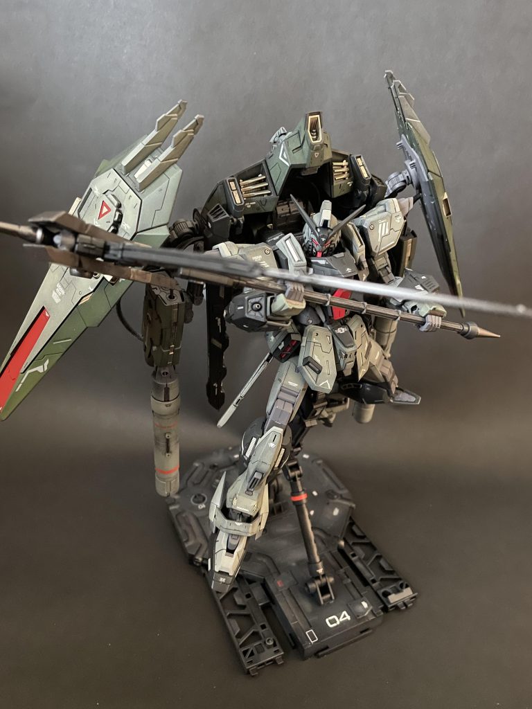 背部ユニットに30ＭＭのプロペラントタンク＋ブースターを追加しています。