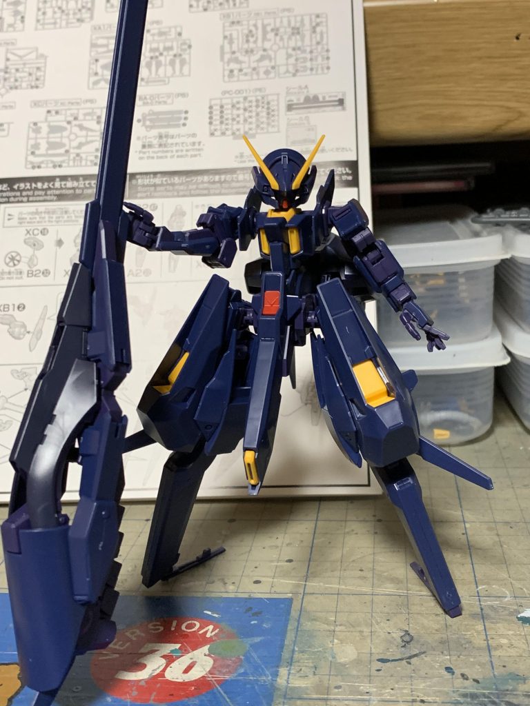 それでは製作です。まずはキハールⅡからウーンドウォート本体を組み上げました。若干の加工は必要ですが、キハールⅡに入っているパーツだけで素ウーンドウォートが作れました。