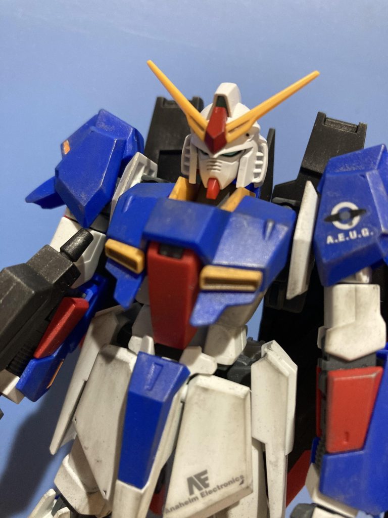 当初、EGのνの顔をV字アンテナにした顔を使おうかお試しの図