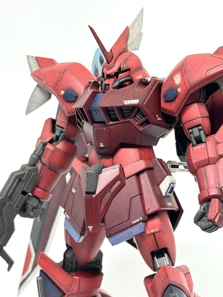 PS装甲の設定では無いので、気兼ねなくグラデ塗装が出来ました😊