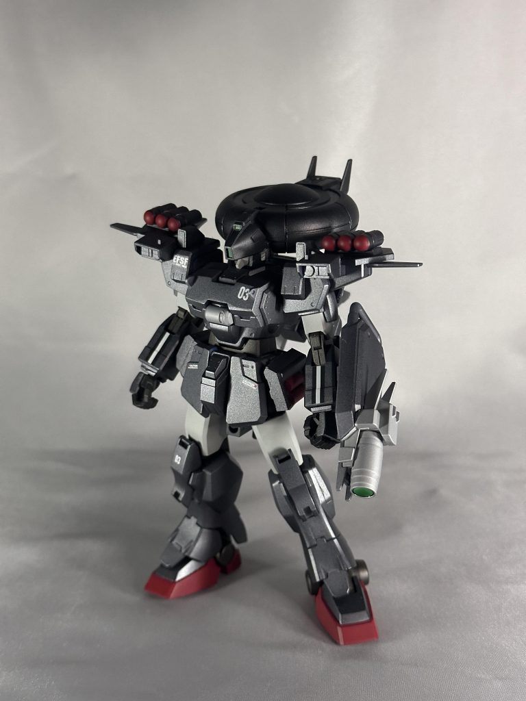 メタリックブラックメインで塗装しています、名前元のバイクのカラーイメージです