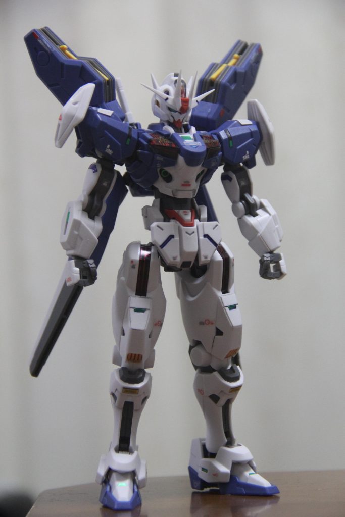 ポイントはコーションマーク，足の対人センサー。