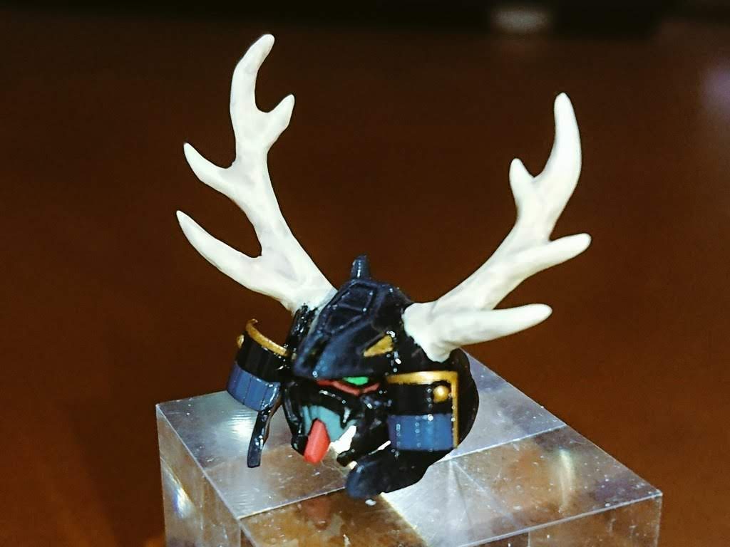 鹿の角はプラ板とエポパテ製。