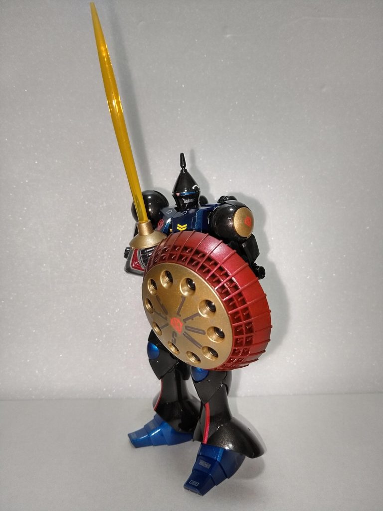 マークセッターなるものを使ってデカールを貼ったのですが、マークセッターを塗った部分が塗料が薄く剥げたようになってしまいました。なぜか教えて頂けると助かります。