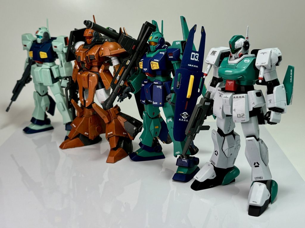 我が家のHGネモ軍団とパシャリ。ネモ・ハイマニューバー 風https://gumpla.jp/hg/1606333ネモⅢ 風https://gumpla.jp/hg/1215797 