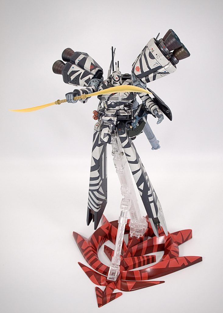 オリジナルドラッツェよりかなり大きくなっちゃってます