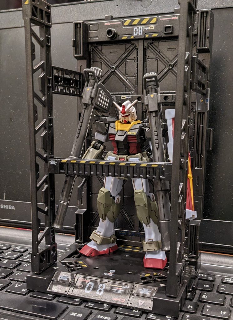 サムネ制作裏側Gフレームガンダム単体と