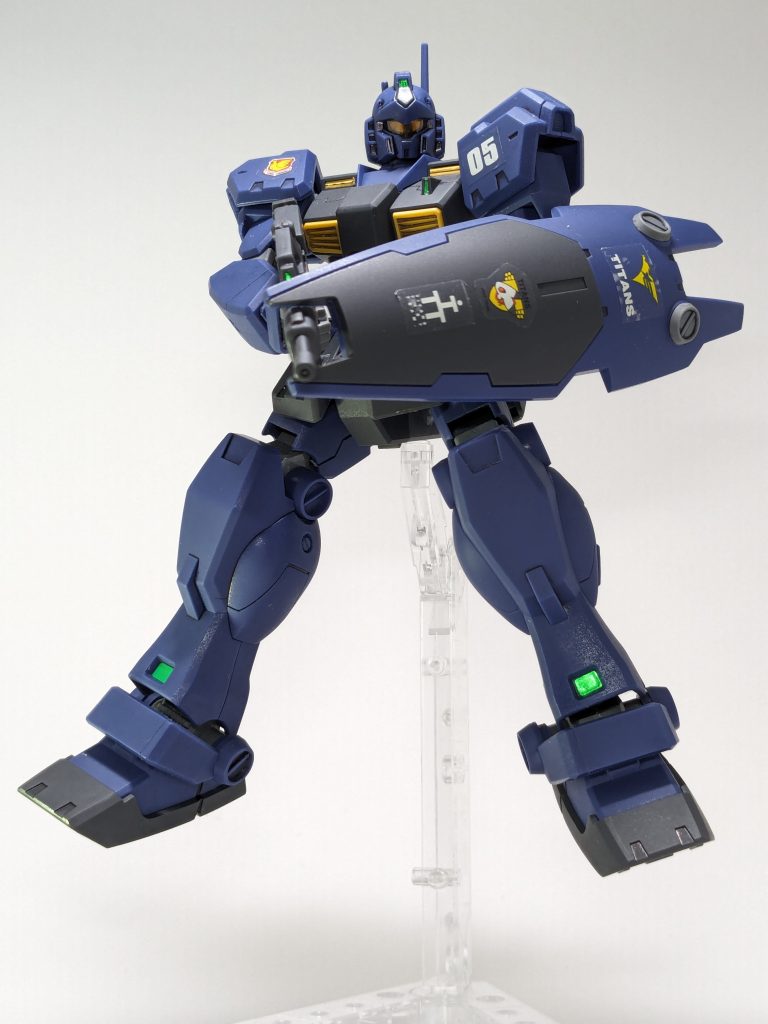 どこまでやるかを割り切ってしまえば面倒に感じないし最後まで楽しく作り切れました。自分のツボは墨入れとトップコート（艶消し）のようです。やっぱジムカッコええわ…