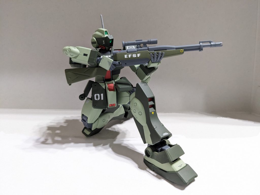 最後にジムスナイパーIIといえば、スナイパーライフルを構えたポーズ(*^^*)最後まで閲覧いただきありがとうございますm(_ _)m