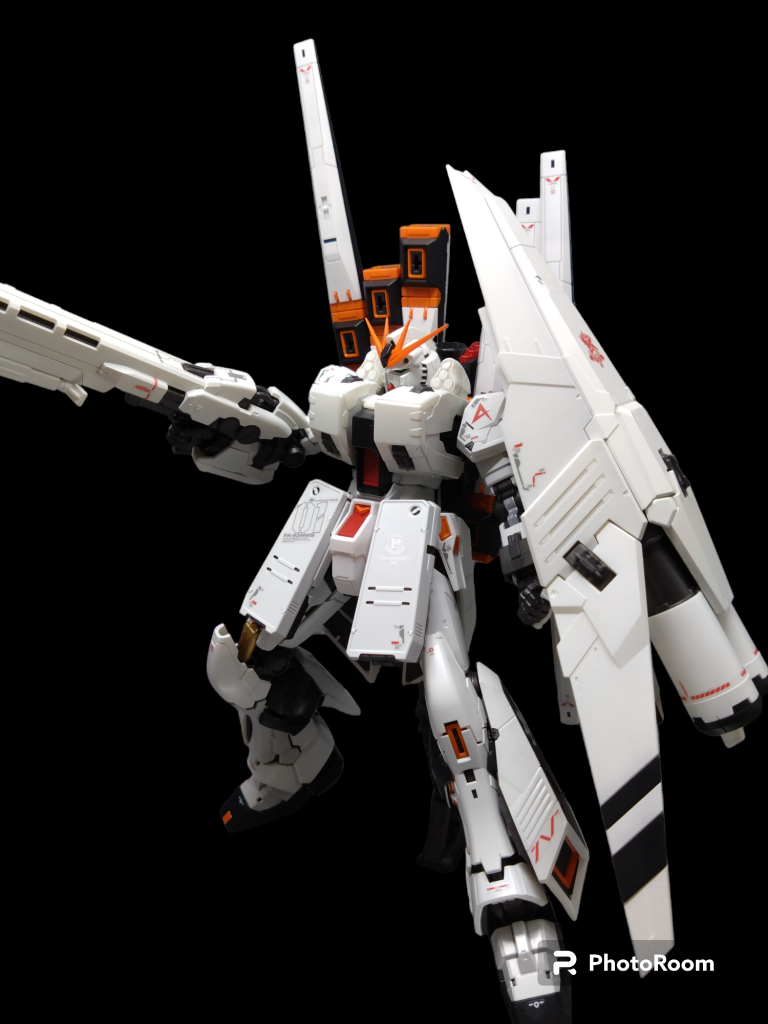 ハイ・メガ・シールドはホワイト１色で塗装しました✨