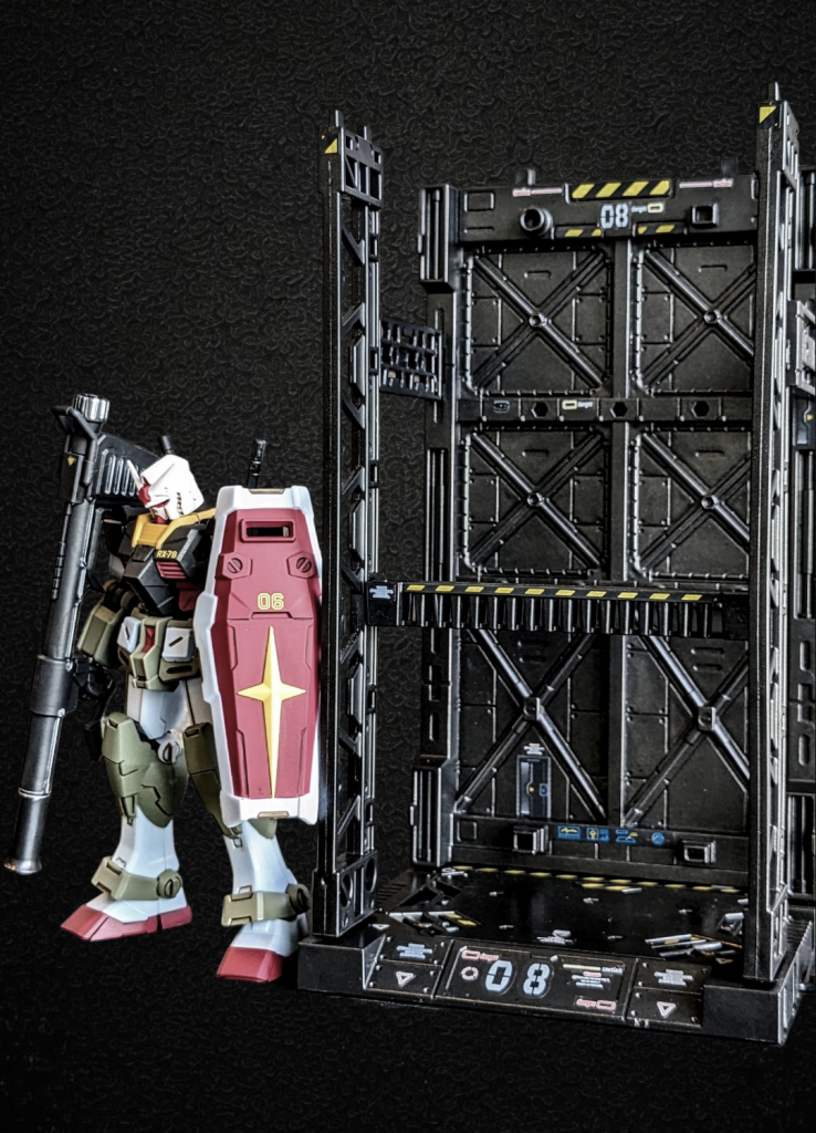 100円でこのハンガーとディティールアップシールが買える世の中…すごいですよね。