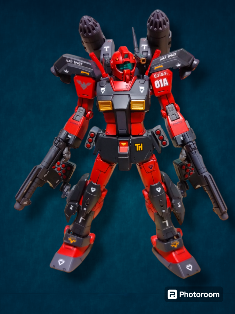 戦国時代が好きなので、先鋒と言えばやっぱり赤しか出てきませんでした配色は、ガンスタ見てカッコ良いと思った「黒多めのレッドウォーリア」を意識しました。量産機のカスタムという点から強すぎず弱すぎず、ちょうどいいバランスを探るのが楽しいです