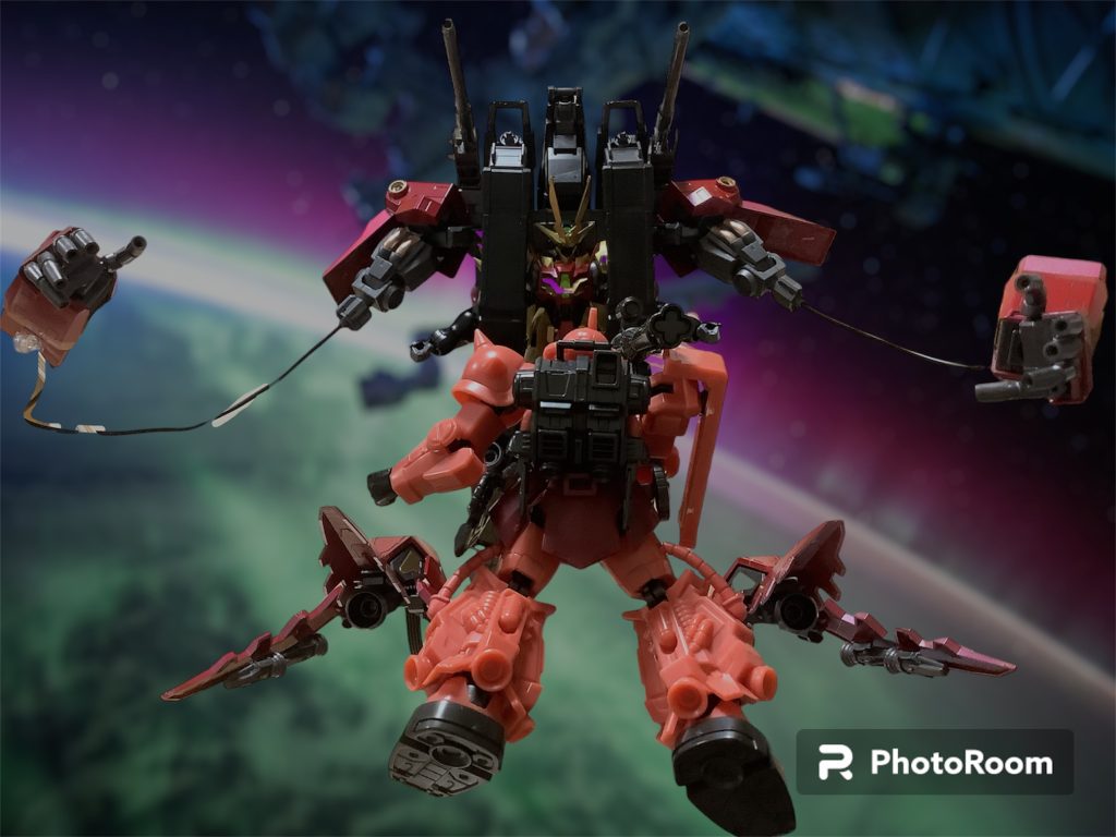 息子のシャアザクと戦わせてみました。