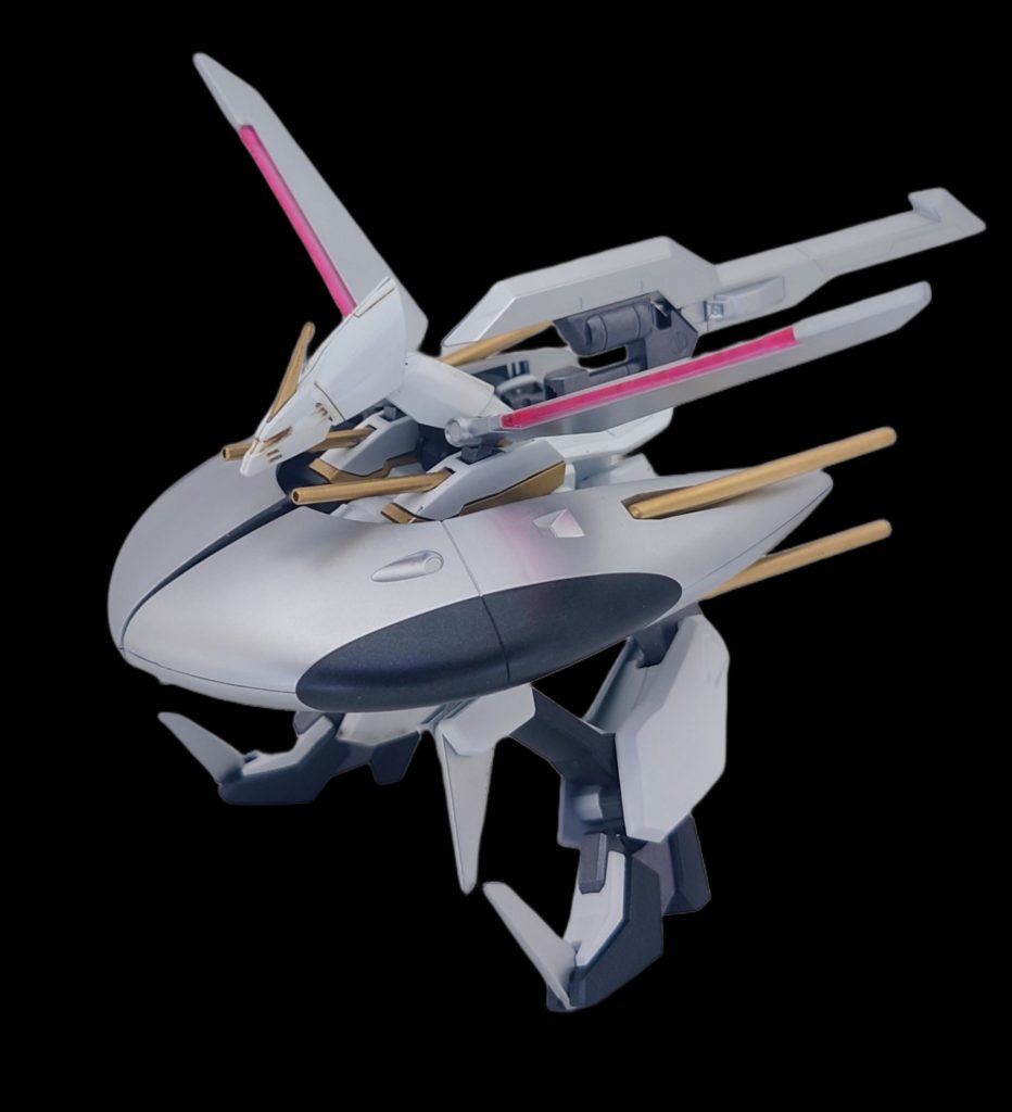 MA形態。三機のMA形態を集約してみたのですが、どことなくチルタリスっぽくなってしまいました。これはこれで気に入ってます。