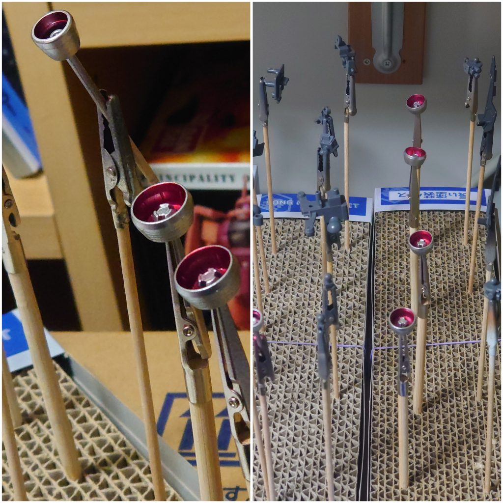 スラスター部分は内側を赤に初めてスラスターの塗り分けをやってみました今回はラッカー系塗料にエナメル塗料の重ね塗り作業の良い練習になりました