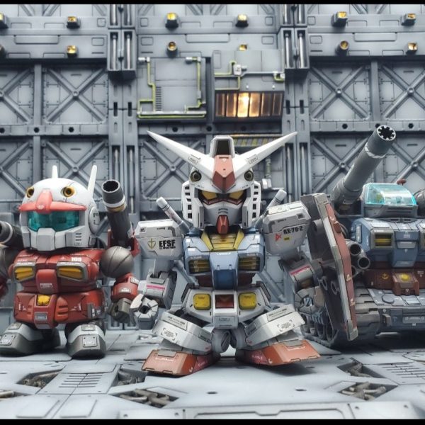 V作戦ごっこ……なんちゃってRGの子供たち