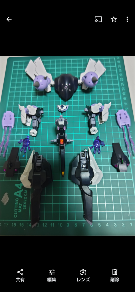 デカール貼る前です。