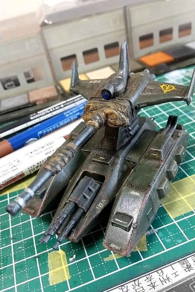 なるべくくたびれた感を出すためウエザリング多めにしました