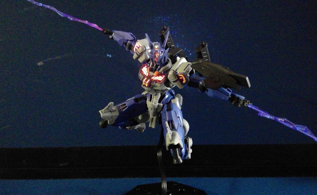 パッケージのポーズで。