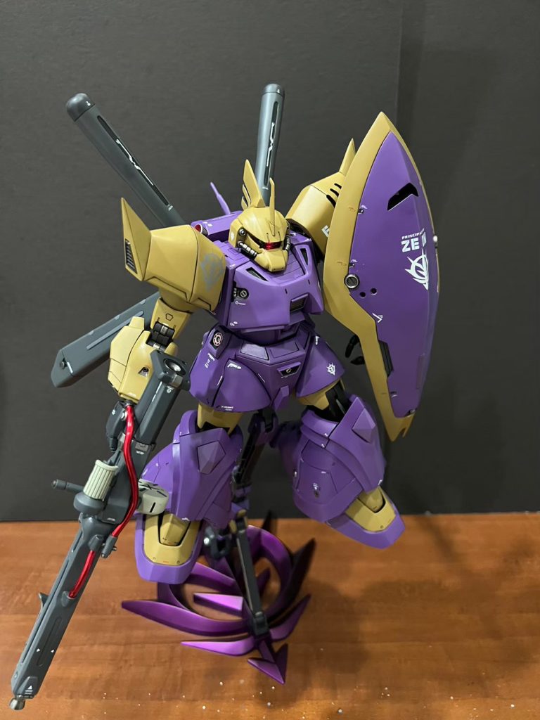 一見、似ているゲルググシリーズですが、Fs指揮官機でしたら違う所がたくさんある