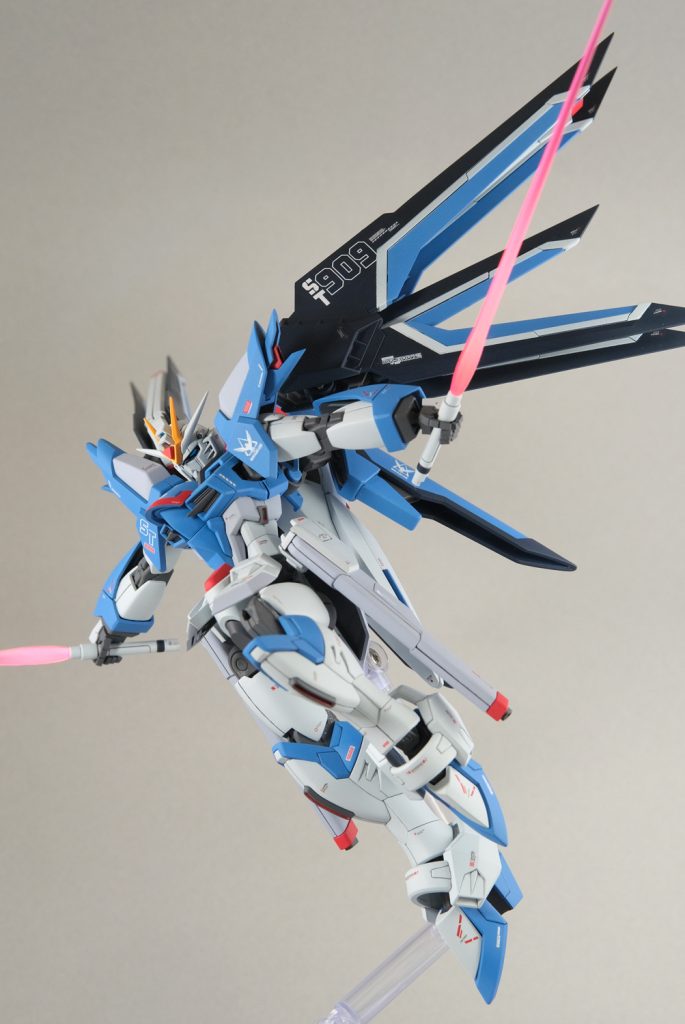 ライジングフリーダム–2枚目/制作者：イタミテック