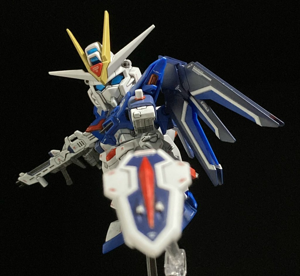 シールドブーメラン射出!(あ、向きが逆だった)