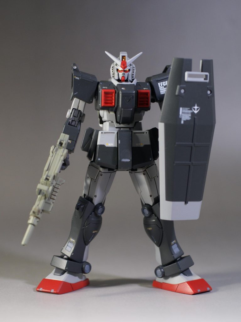 改修内容は次の通りです。・シャープ化。・掘り直し。・センサー類はラピーテープを使用。・塗分け。・陸戦型ジム、ジムインターセプトカスタム、EGガンダム、局地型ガンダム、スレッガージムをミキシング。・カラーリングはプロトタイプガンダムカラーに