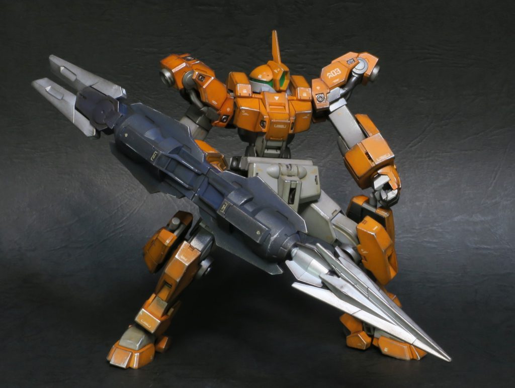 ドリルとプライヤーは連結でき、大型ドリルユニットに。余談ですが作中のパイロットであるチュチュ先輩、本人が近接戦闘得意そうだし工具を武器だと思ってそうなのでこんなカスタム機もありえそう。