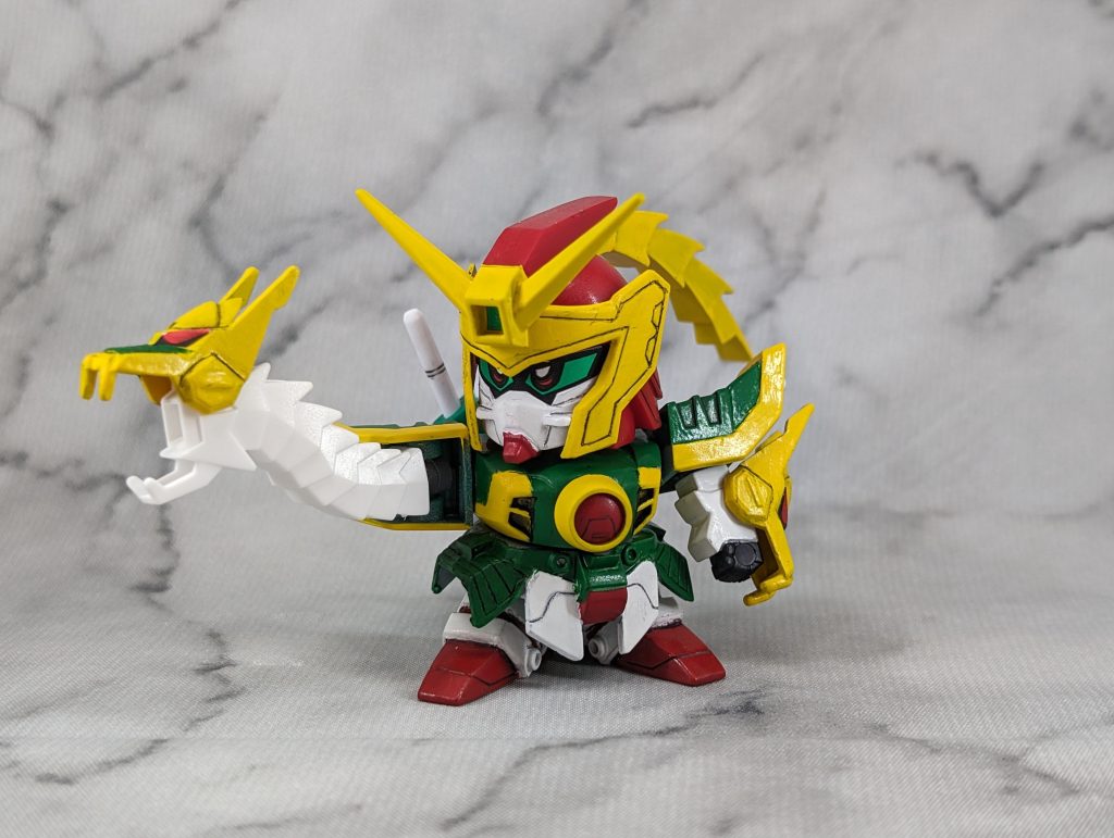 マックスターさんに比べると、少し肩幅が狭いですね。てか、マックスターさんが一回りでかい。