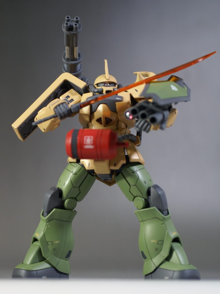 HGUC 1/144 グフカスタム–8枚目/制作者：エーディジェ