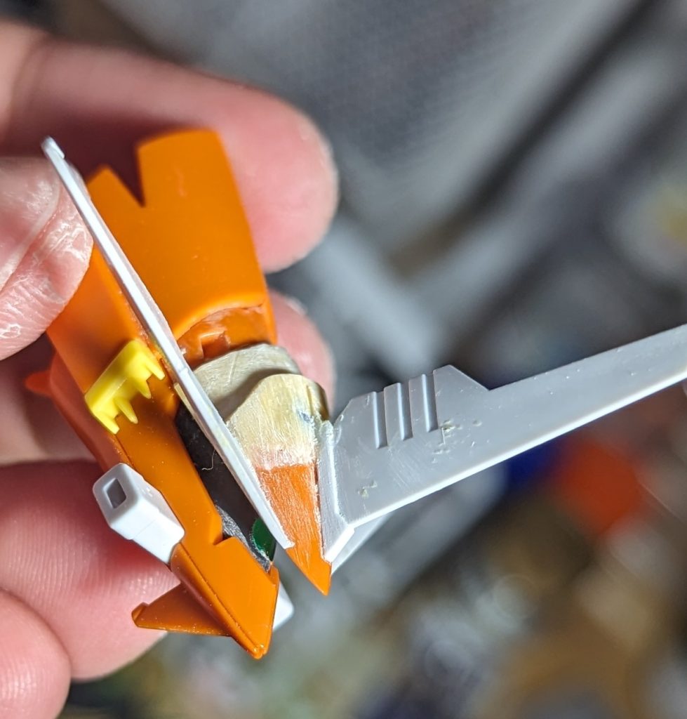 アンテナ合体後少し段差が出ましたが、「ラゴゥmark2」って感じの面構えになって好きだったのでこの路線で行くことを決意!