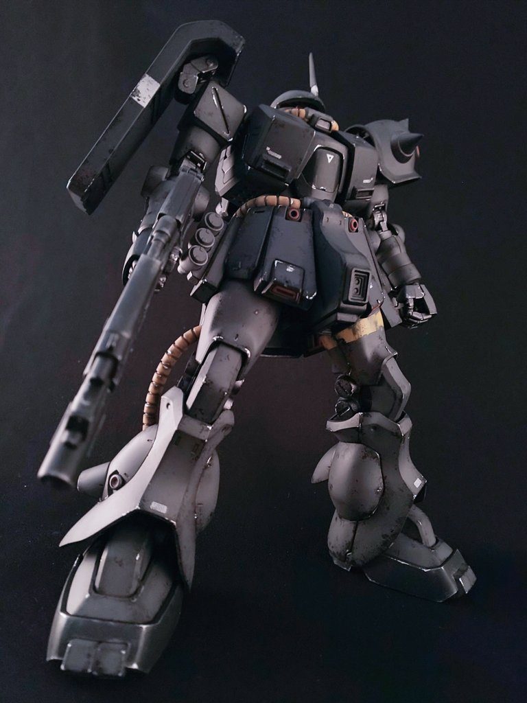 ザクII改=バーニィですがパーソナルカラーと言う訳でもなくバリエーションも少ないのでシュタイナー機として製作しました。劇中で搭乗したズゴックEにちかいカラーにしました。