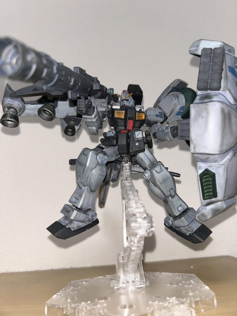 しかしながら、本機はテストパイロットが試験中にティターンズから離反したことでエゥーゴ側に渡り、長くエゥーゴ側の戦力として運用されることになる。その後、戦場でその機動力などを活かし活躍するも、1号機と相打ちになりそのまま放棄された。終戦直前、ティターンズによって本計画のデータは抹消され、1号機は戦場での交戦記録しか残されていないため詳しい事は分からないが、2号機はエゥーゴ側で解析されたデータがあるため詳細なデータが判明している。