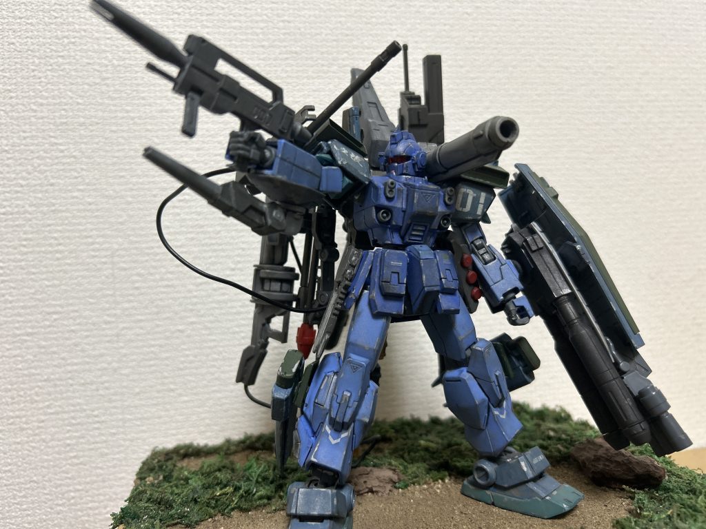 こういう事ですね！とにかく武器を持たせまくってこれぞ浪漫！撃ち切ってパージして突っ込んで本来得意距離の格闘戦に持ち込む！...と、いった感じです。