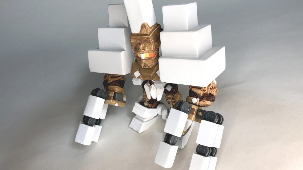 肩・頭の角ばった形がキョジオーンのシルエットを上手く表現してくれました!