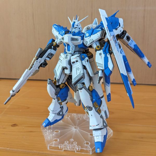 筆塗りHi-νガンダム