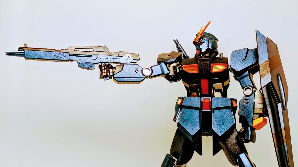 ライフルの下に穴があり、そこで接続できるので取り外しは自由です。ガバガバ穴ですが｡°(´ฅωฅ`)°｡