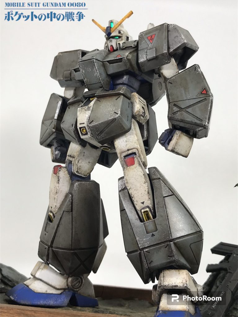 HG ガンダムNT-1 アレックス チョバムアーマー付き 無塗装 お手軽ウェザリング 成型色仕上げ