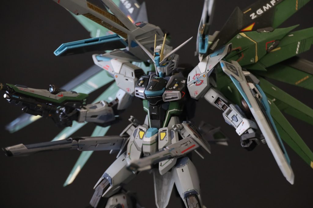 MG フリーダムガンダム Ver.2.0 リアルタイプカラー