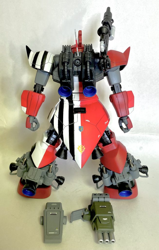 バーニアは青で塗装。